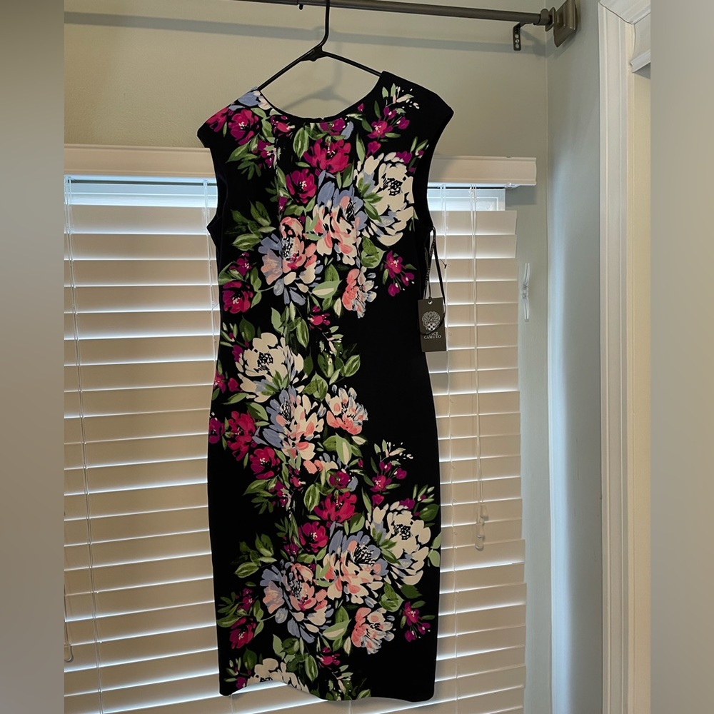 NWT Vince Camuto floral dress